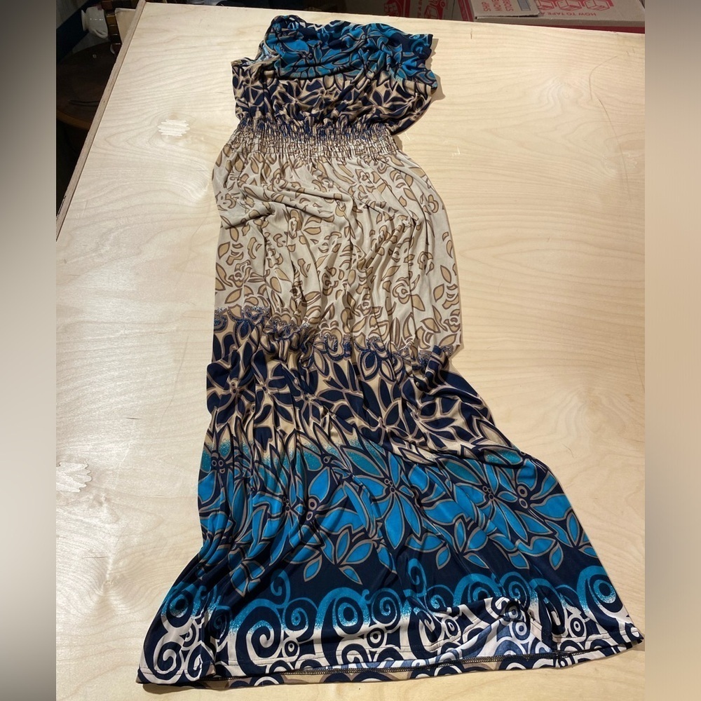 ACE Fashion Dress Size Large (IW)